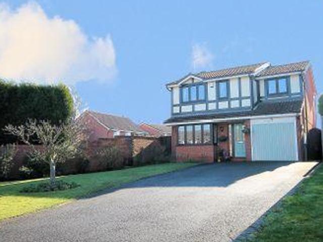 House for sale in Kettlebrook, Staffordshire