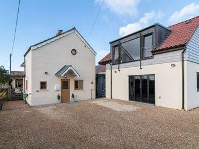 House for sale in Glastonbury, Somerset