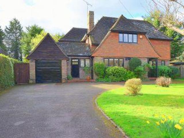 House for sale in Pachesham Park, Surrey