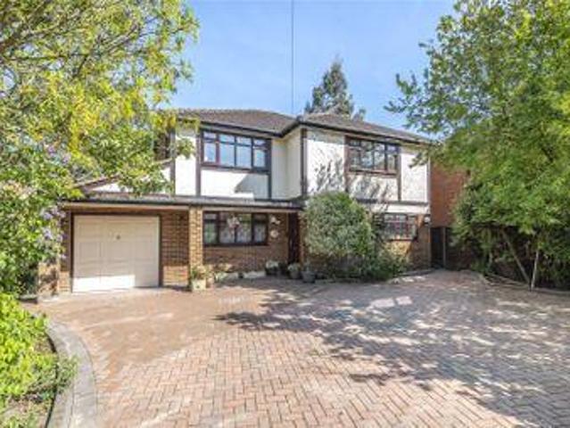 House for sale in Uxbridge, Greater London
