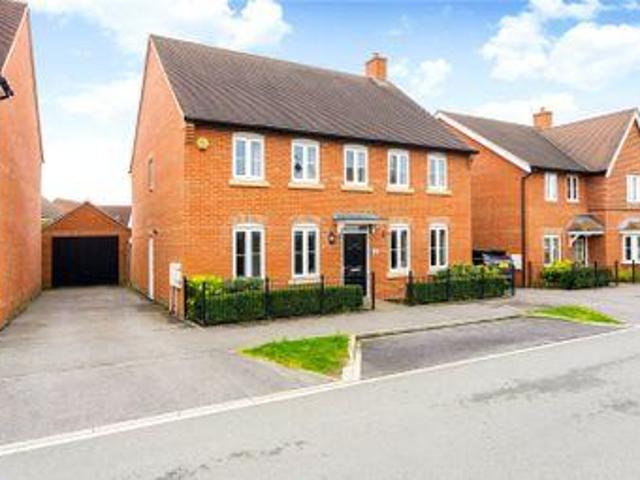 House for sale in Horsham, West Sussex