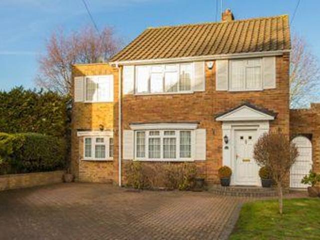 House for sale in Potters Bar, Hertsmere