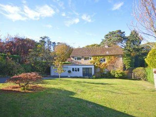 House for sale in Fole, Surrey