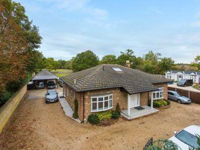 House for sale in Iver