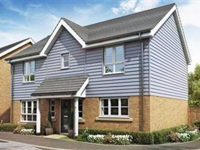 House for sale in Chertsey, Runnymede