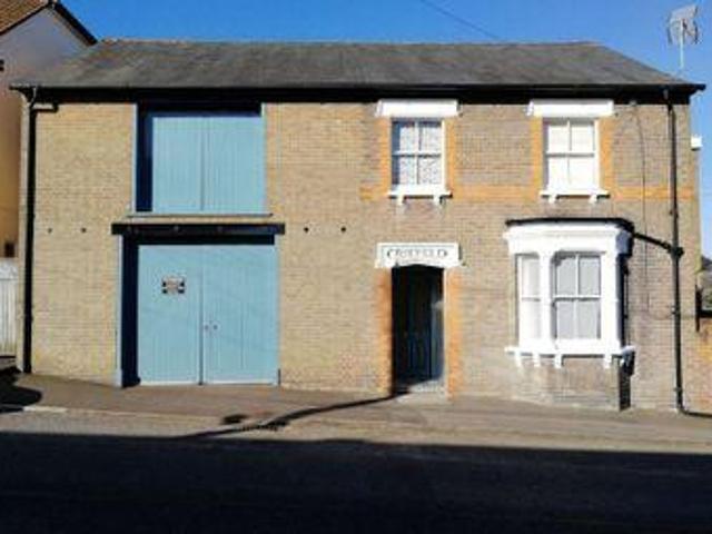 House for sale in Tring, Dacorum