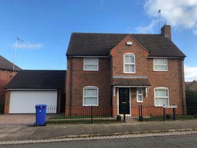 House for sale in Northampton, Northamptonshire