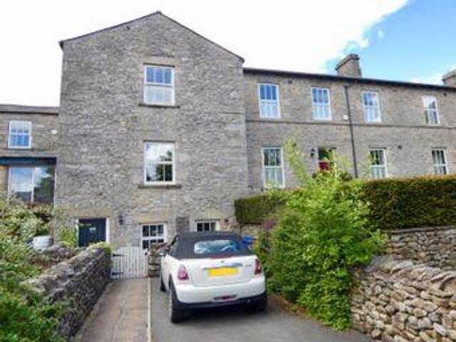 House for sale in Settle, North Yorkshire