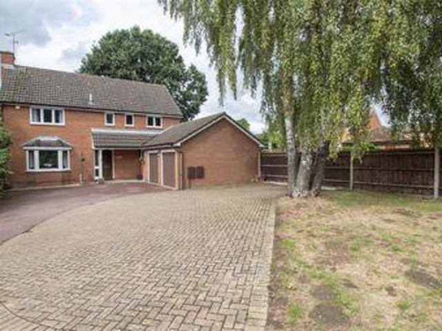 House for sale in Farnborough, Hampshire