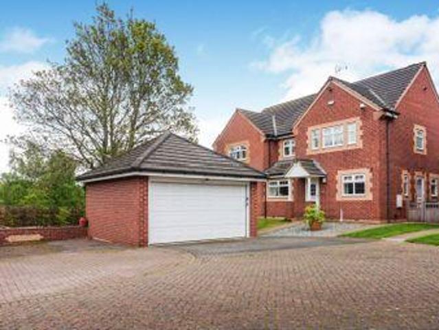 House for sale in Pontefract, West Yorkshire