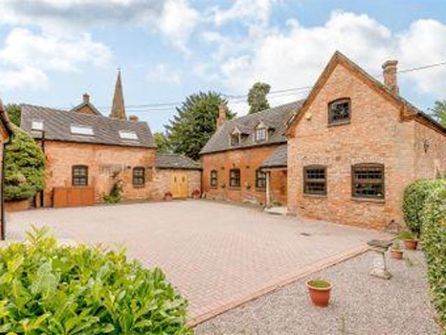 House for sale in West Midlands