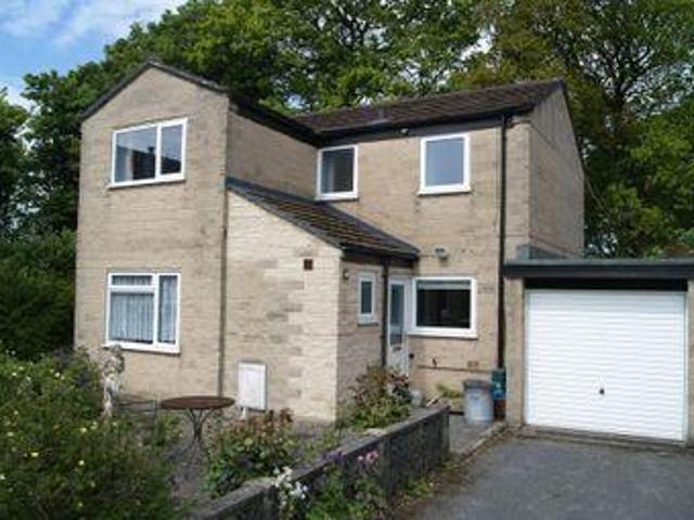 House for sale in Froggatt, East Midlands