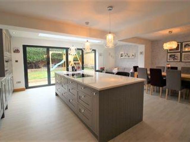 House for sale in Charlesworth, East Midlands