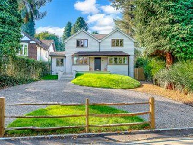 House for sale in Hillview, Surrey