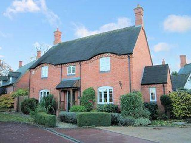 House for sale in Kettlebrook, Staffordshire
