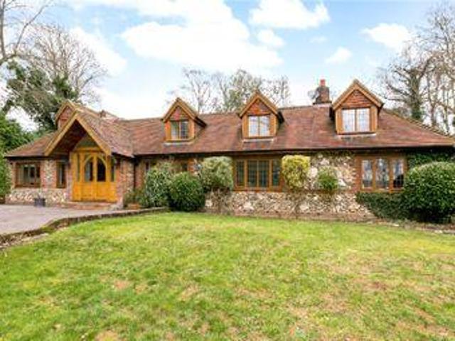 House for sale in Pouchen End, Hertfordshire