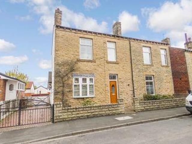 House for sale in Ossett, West Yorkshire