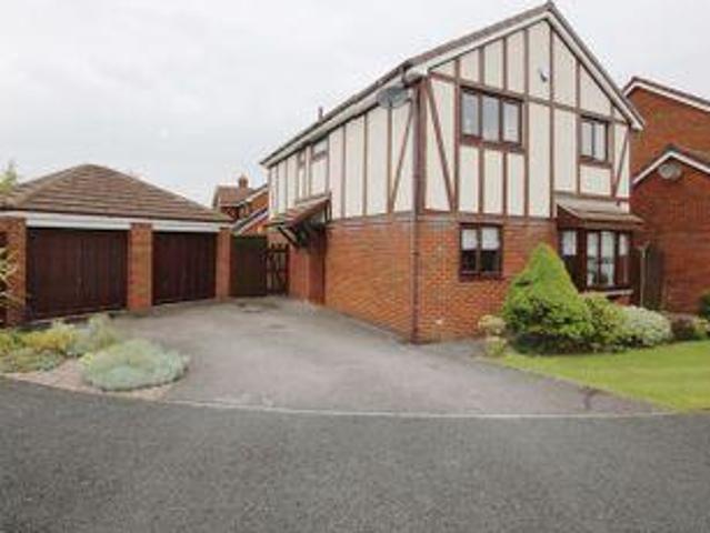 House for sale in Higher Bartle, Lancashire
