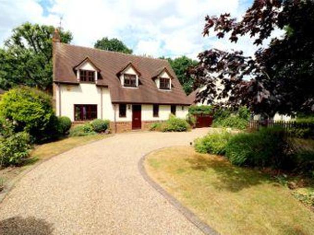 House for sale in Pouchen End, Hertfordshire