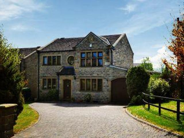 House for sale in Holmfirth, West Yorkshire