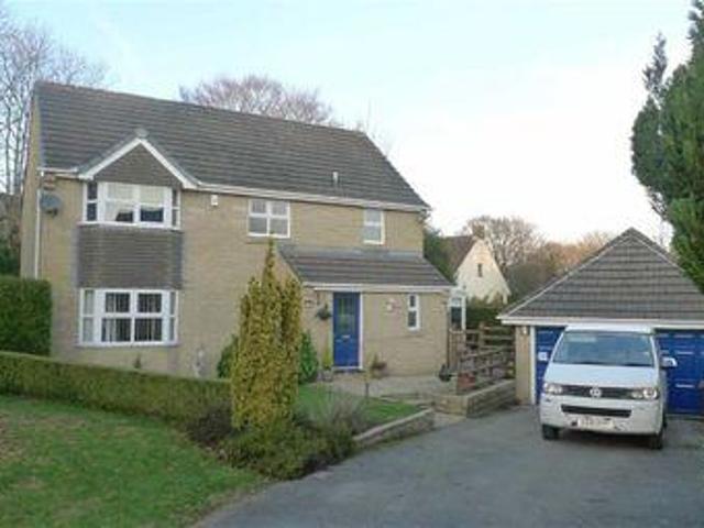 House for sale in Charlesworth, East Midlands