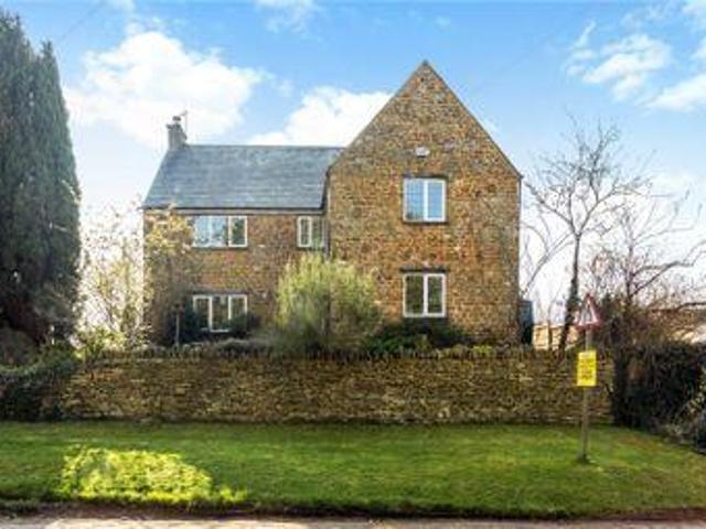 House for sale in Evershot, Oxfordshire