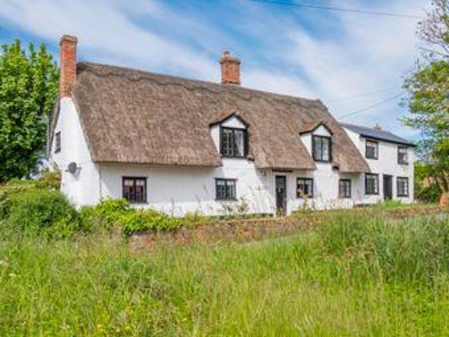 House for sale in Chelmondiston, Suffolk