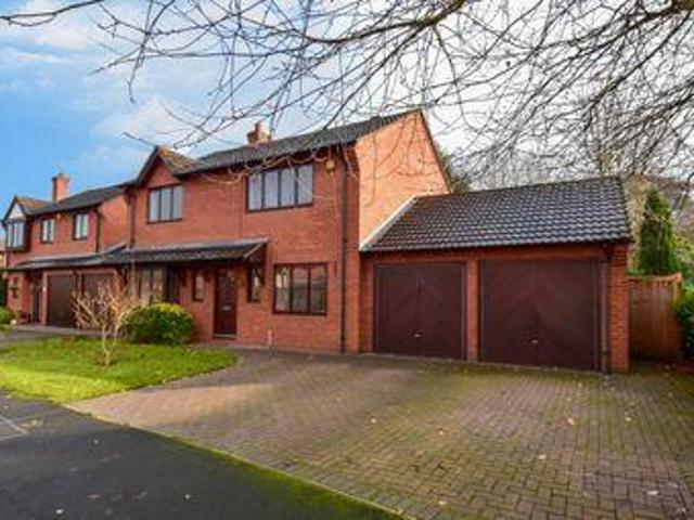 House for sale in Crookhill, Worcestershire