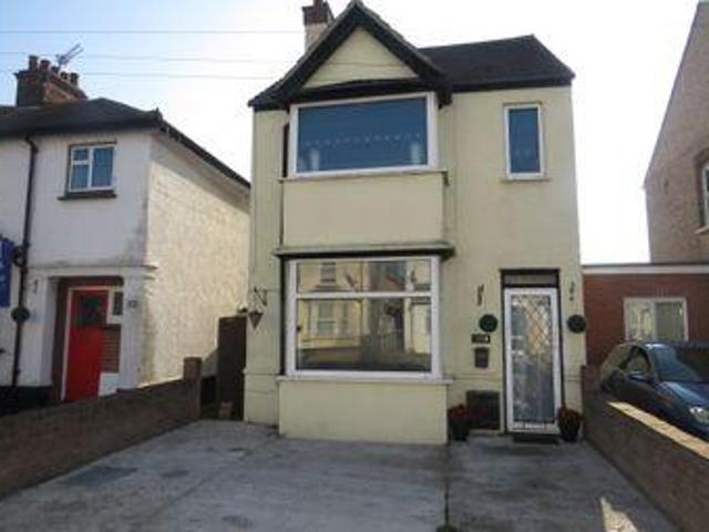 House for sale in Dale Hill, Essex