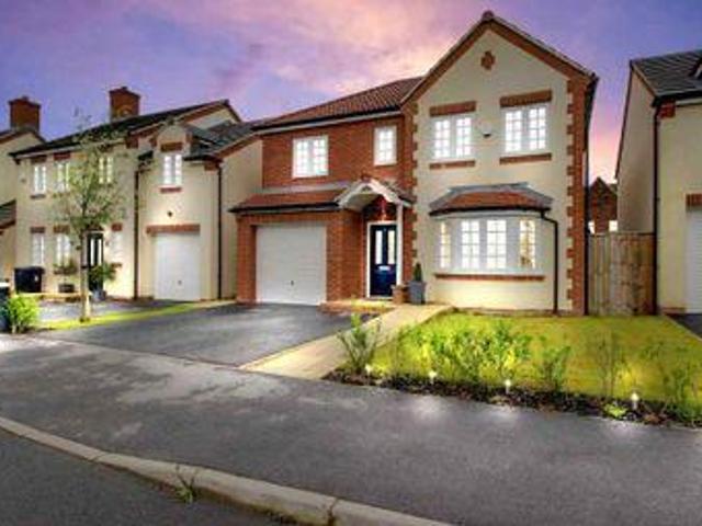 House for sale in Loundsley Green, East Midlands