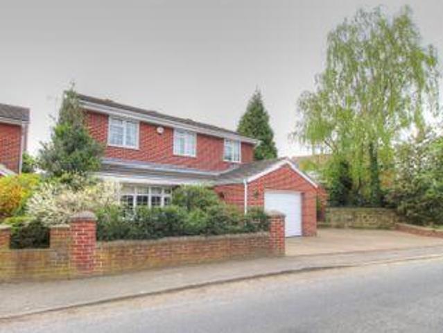 House for sale in Pontefract, West Yorkshire