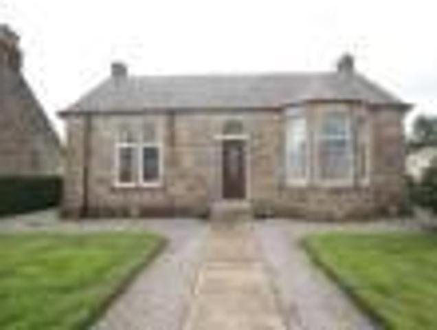 House for sale in Kilbirnie, Scotland