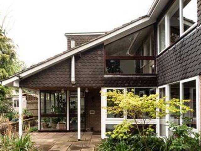 House for sale in Twickenham, Greater London