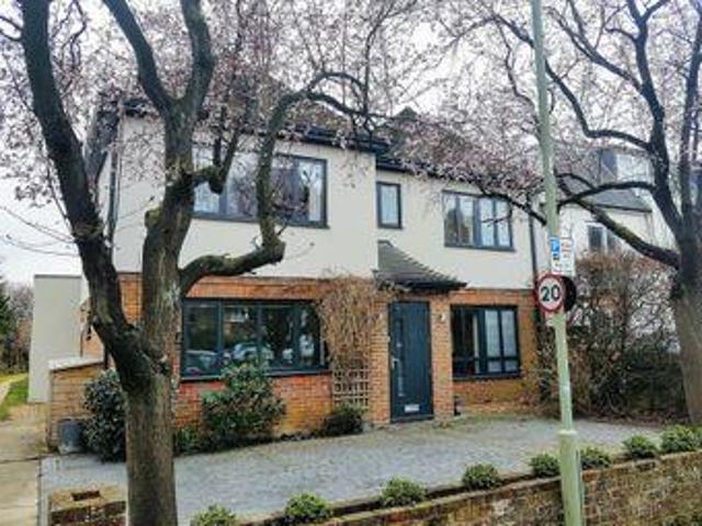 House for sale in The Slade, Oxfordshire