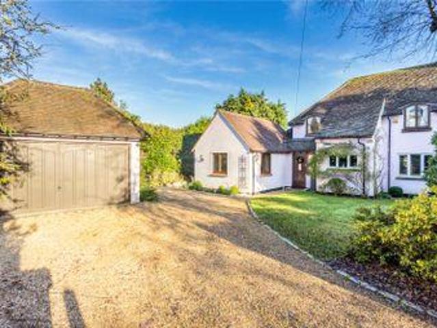House for sale in Pachesham Park, Surrey