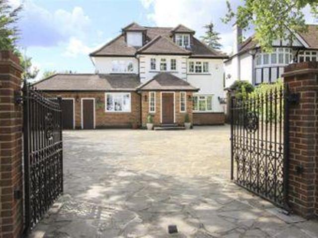 House for sale in Uxbridge, Greater London