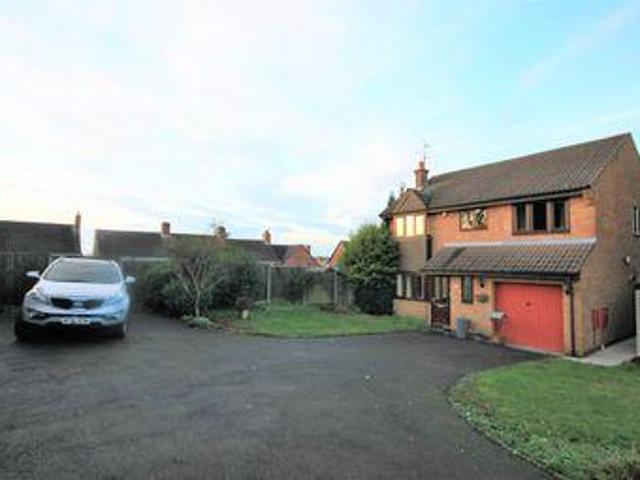 House for sale in Mansfield, East Midlands