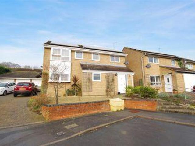 House for sale in Swindon