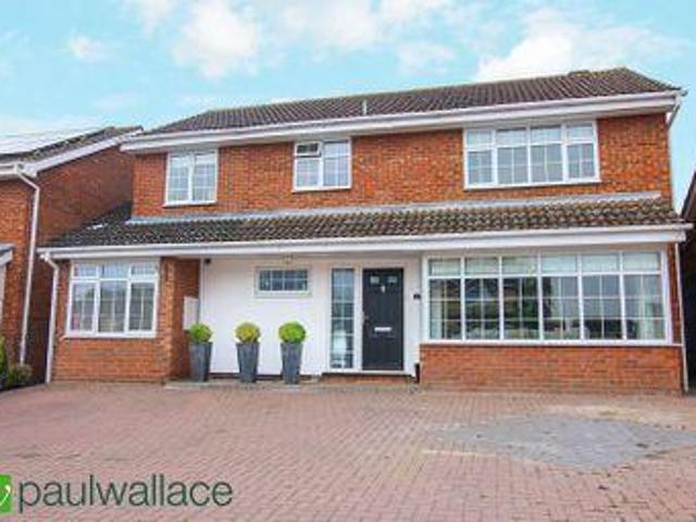 House for sale in Broxbourne, Hertfordshire