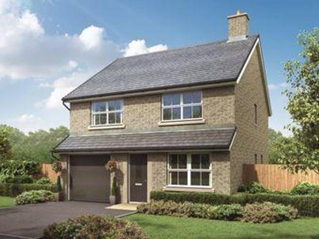 House for sale in Charlesworth, East Midlands