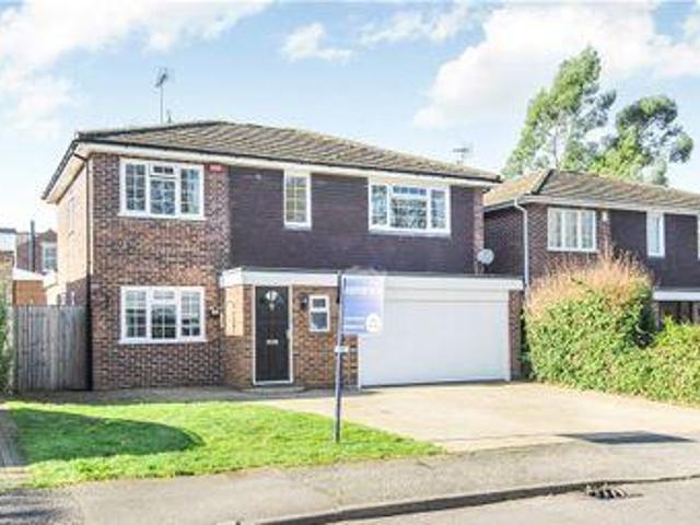 House for sale in Crowthorne