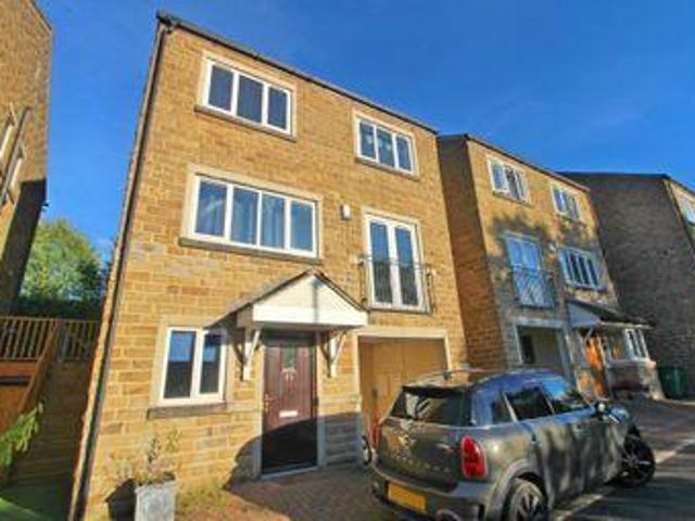 House for sale in Holmfirth, West Yorkshire