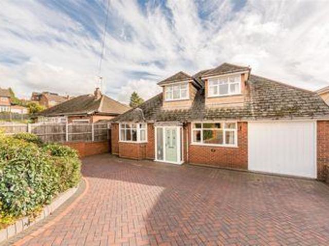 House for sale in Kingswinford, West Midlands