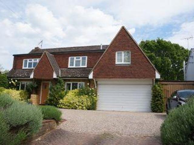 House for sale in Pachesham Park, Surrey