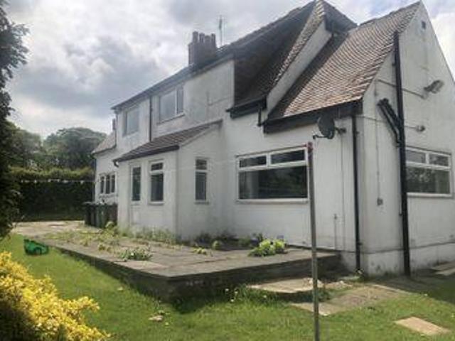 House for sale in Pudsey, West Yorkshire