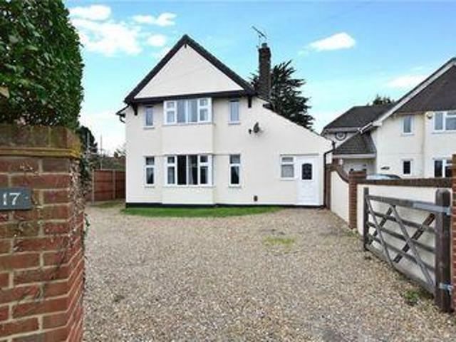 House for sale in Iver