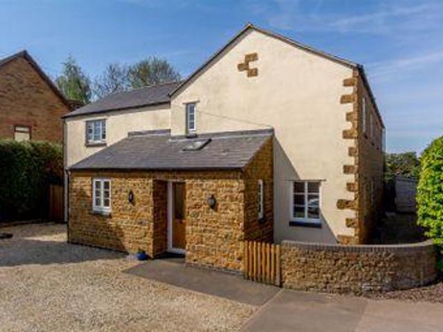 House for sale in Evershot, Oxfordshire