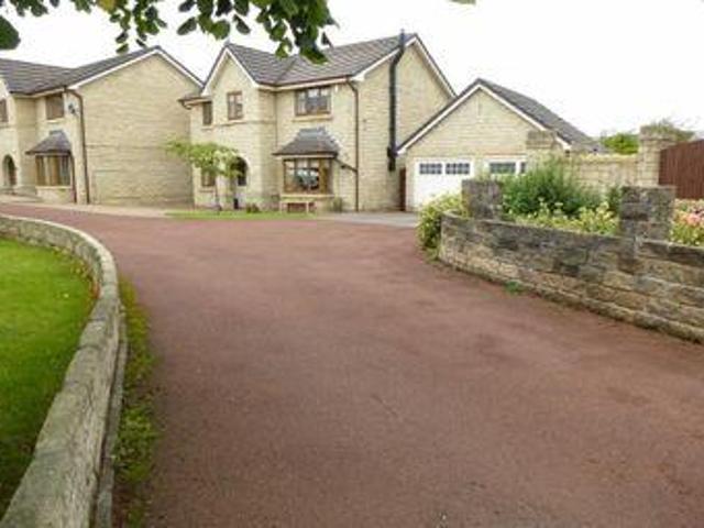 House for sale in Charlesworth, East Midlands
