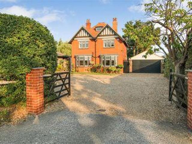 House for sale in Glynde, West Sussex