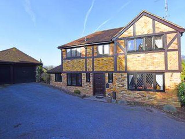 House for sale in Heol-las, Surrey
